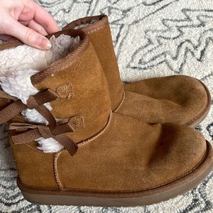 like new koolaburra uggs!